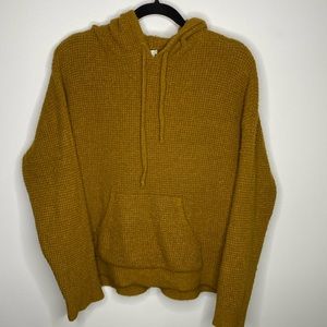 🩷🩵Aerie Mustard Yellow Waffle Knit Sweater